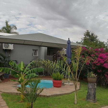 אפינגטון Tehillah Guesthouse מראה חיצוני תמונה