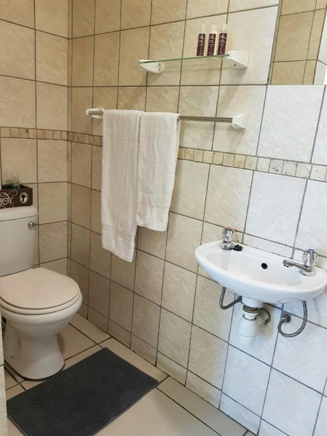אפינגטון Tehillah Guesthouse מראה חיצוני תמונה