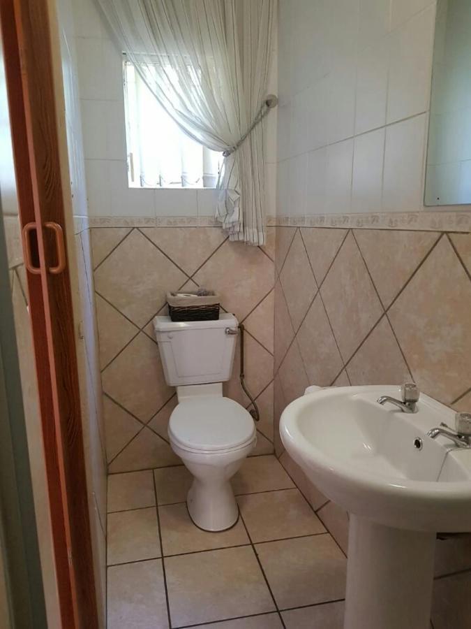 אפינגטון Tehillah Guesthouse מראה חיצוני תמונה