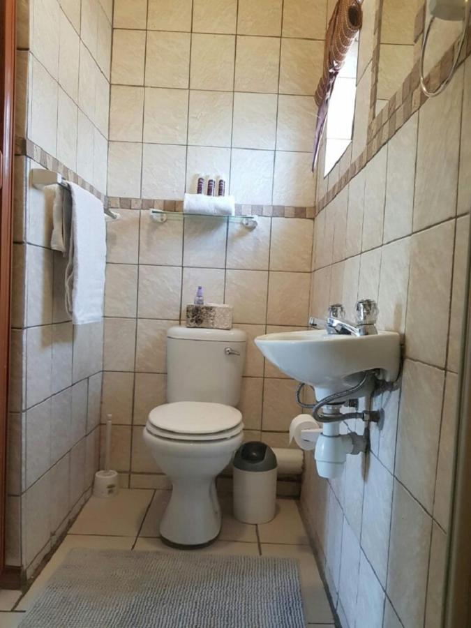 אפינגטון Tehillah Guesthouse מראה חיצוני תמונה