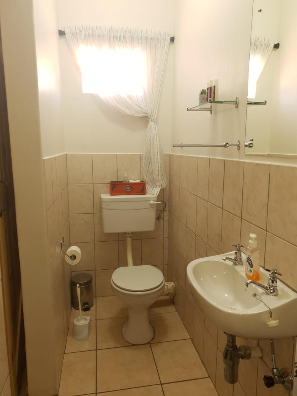 אפינגטון Tehillah Guesthouse מראה חיצוני תמונה